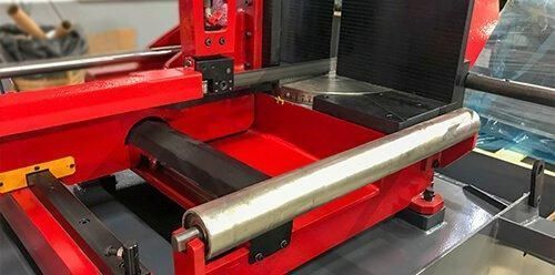 Полуавтоматическая двухколонная ленточная пила по металлу Karmetal KDG 700 x 1250 DM KDG 700 x 1250 D фото