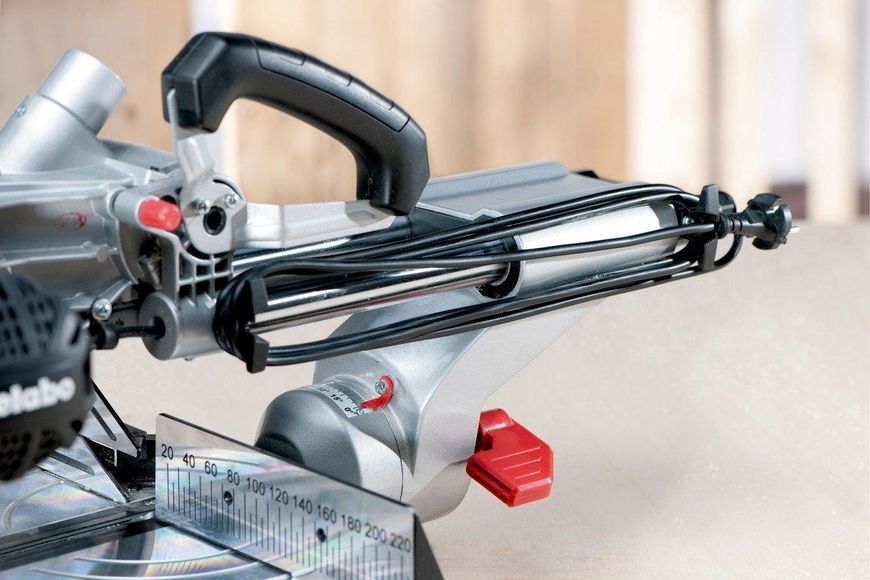 Пила торцювальна Metabo KGS 305 M (619305000) VSE 1029 VSE фото