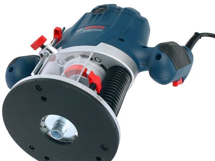 Компактний професійний фрезер Bosch GOF 130 (06016B7000): 1300Вт, 6-8 мм цанговий патрон, 28000 об/хв. VSE 06016B7000 VSE фото