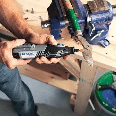 Многофункциональный аккумуляторный инструмент Dremel 8220-1/5: 12 В/ 2 Ач Li-ion VSE F0138220JD VSE фото