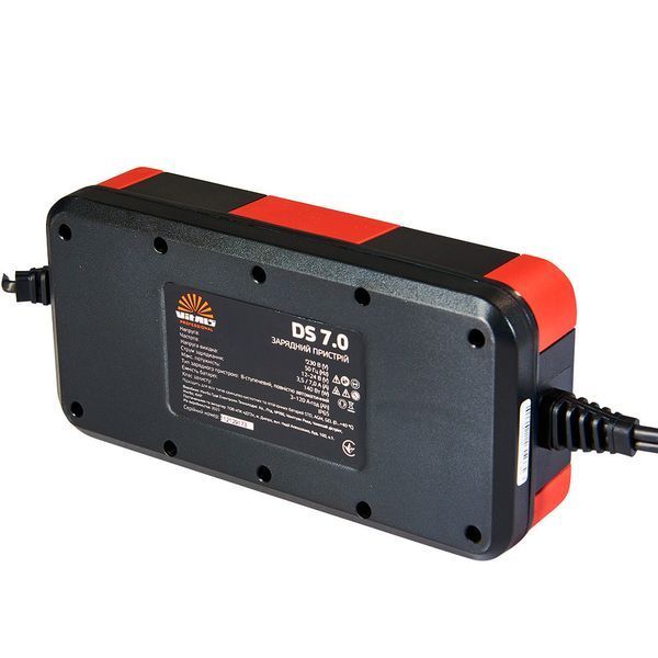 Интеллектуальное зарядное устройство Vitals Professional DS 7.0 140Вт, 12/24В, 3,5/7А, Акб до 120А/ч 000162863 фото